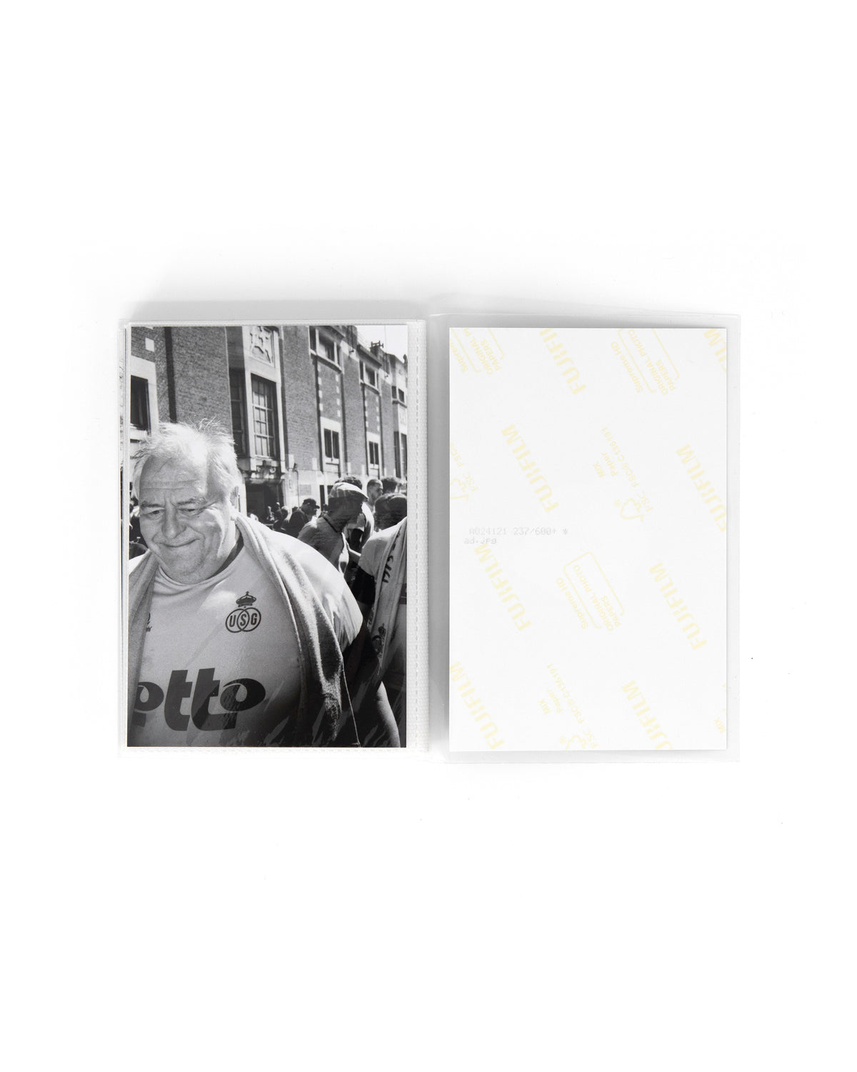 PHOTO ALBUM - VICTOR UNWIN